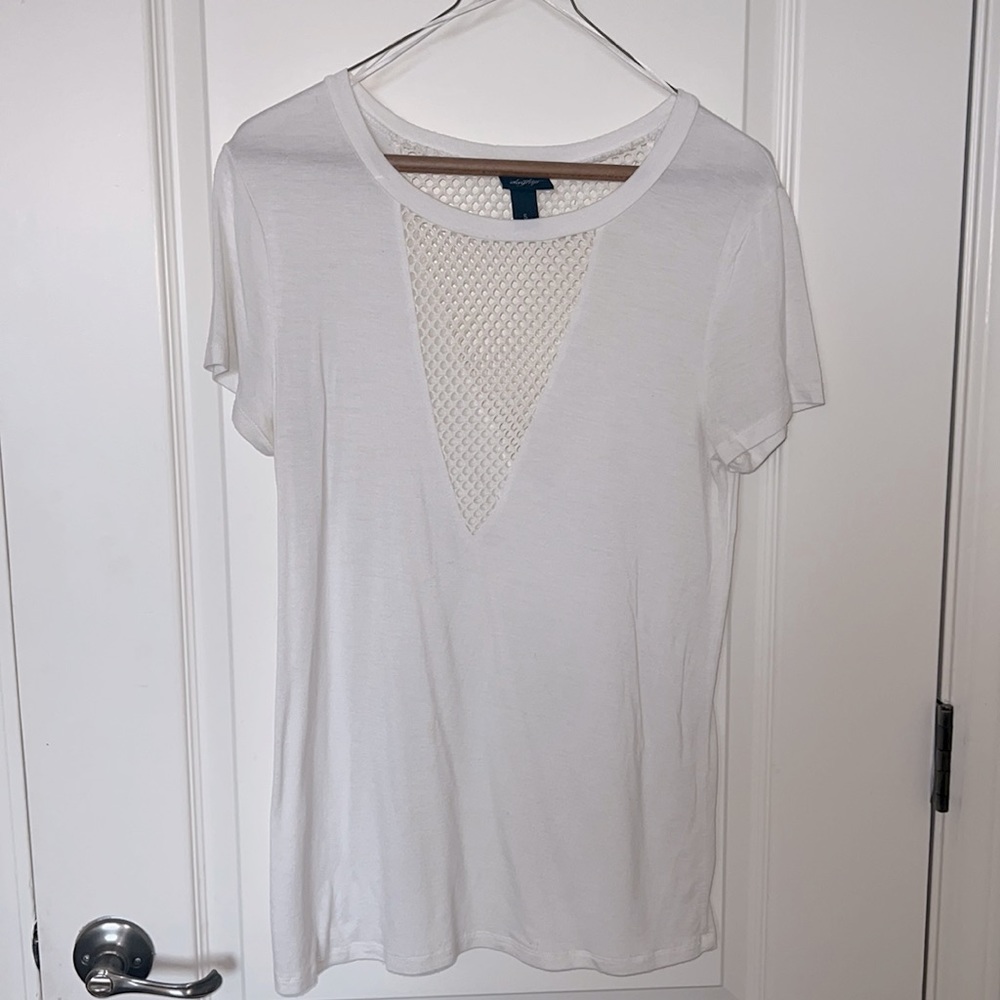 Comfortable white T-shirt!